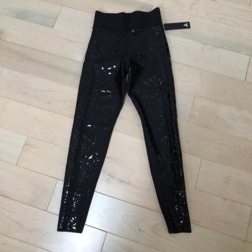 ultracor Black Glossy Patterned Leggings